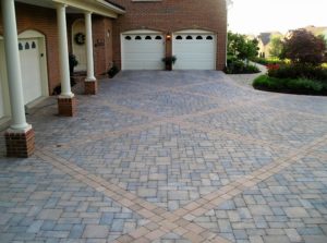 Paver Driveway w diamonds